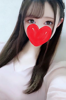メンズエステ AROMA TEARS(アロマ ティアーズ):上村ひなの プロフィール